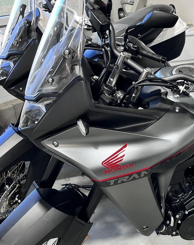 HONDA TRANSALP XL750 BLACK